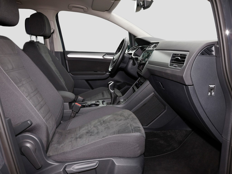 Volkswagen Touran 1.5 TSI Comfortline AHK/Navi/RFK — photo 8