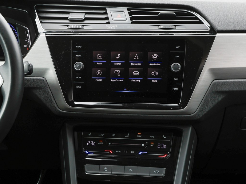 Volkswagen Touran 1.5 TSI Comfortline AHK/Navi/RFK — photo 12