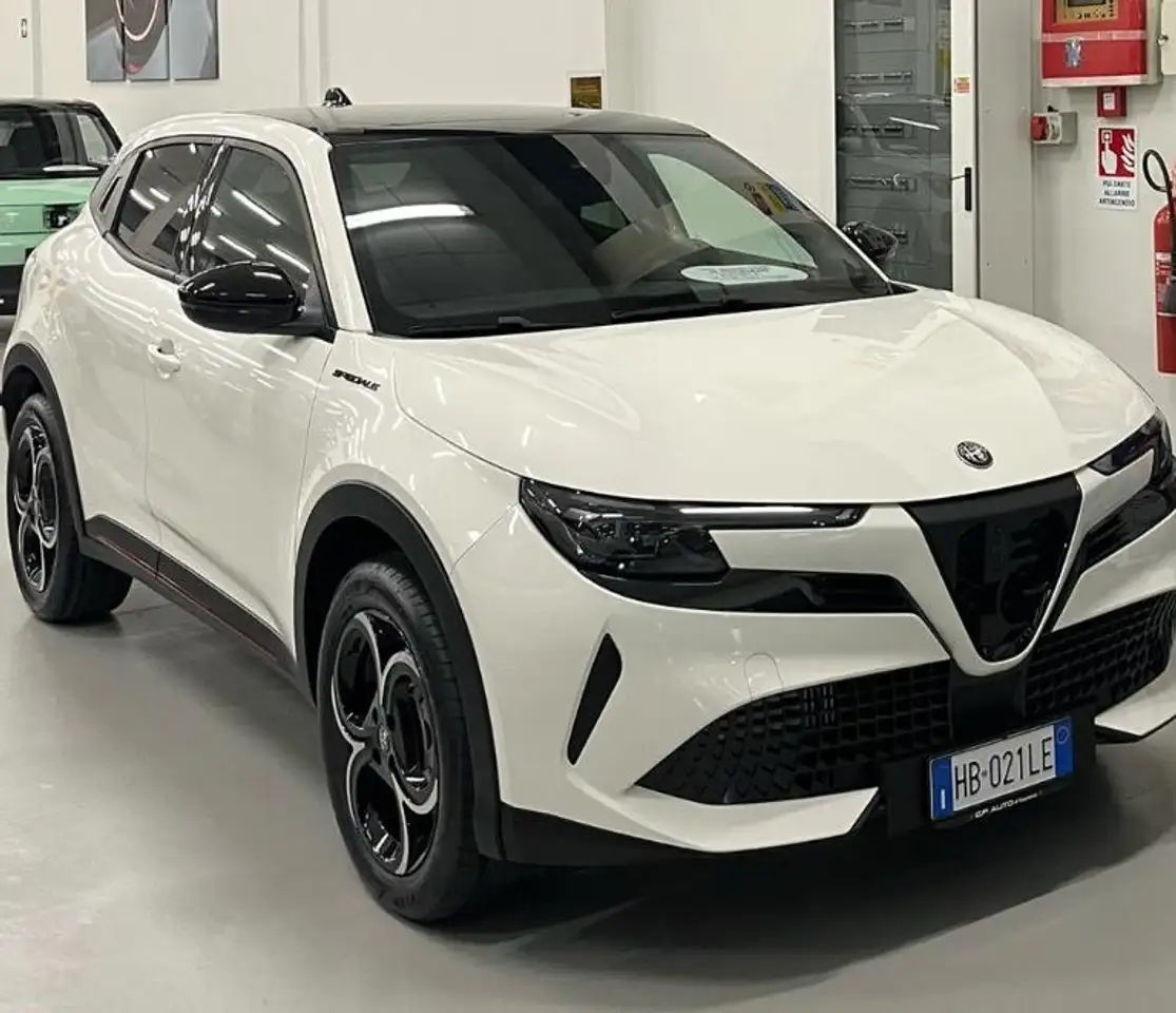 Alfa Romeo Junior 2025