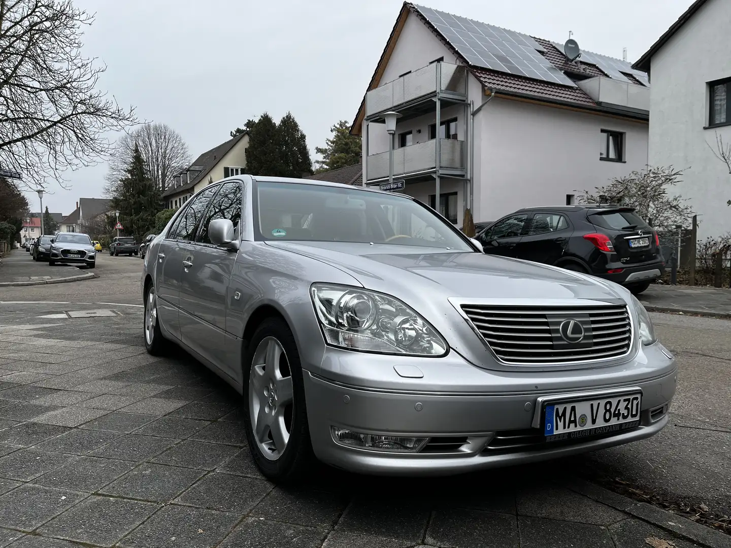 Lexus LS 430 LS 430 President Line Silber - 1