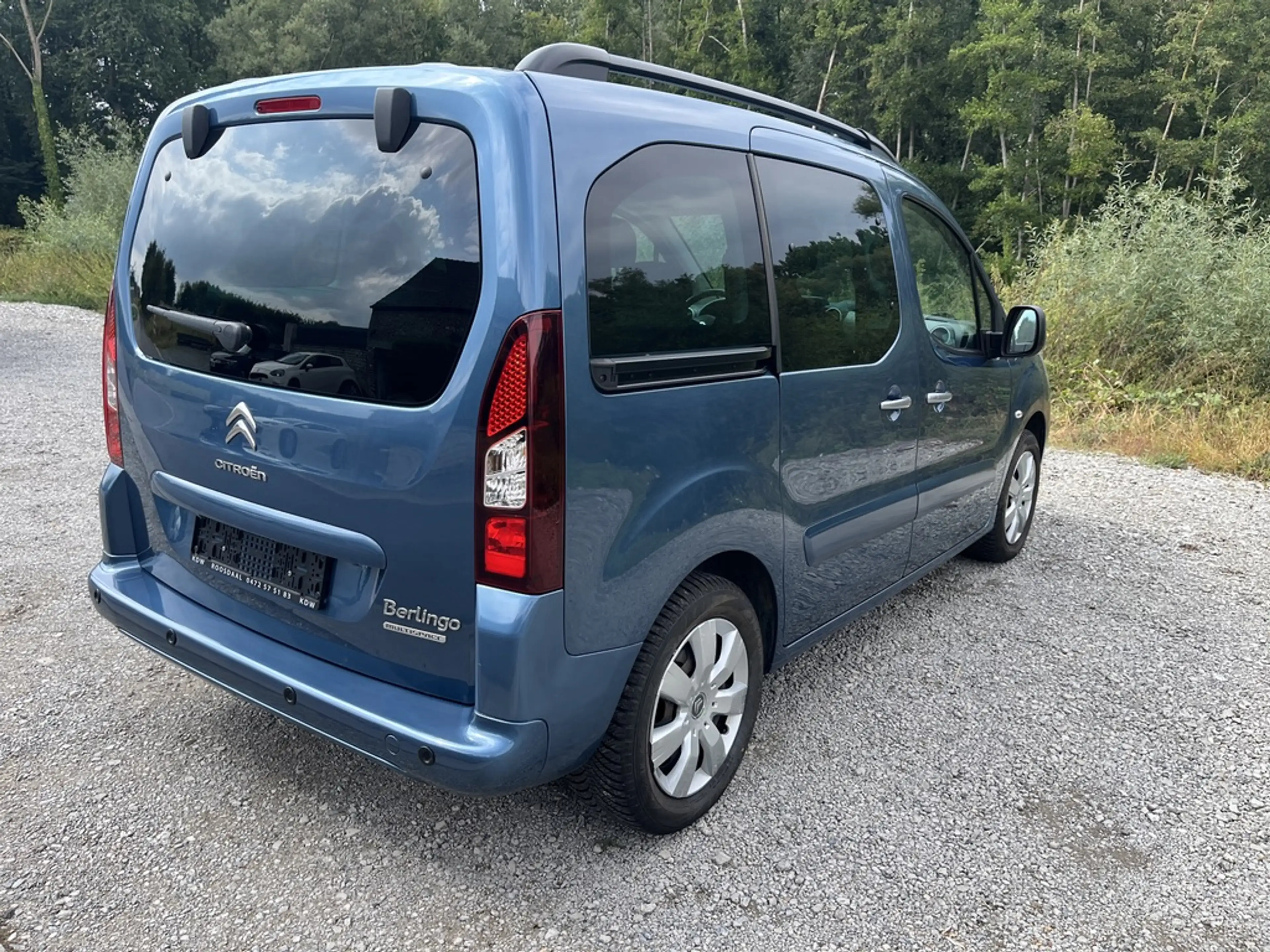 Citroen Berlingo 1.2i BENZINE 75PK 2018 5 ZITPL  D-RIEM + WATERPOMP vervangen — photo 10