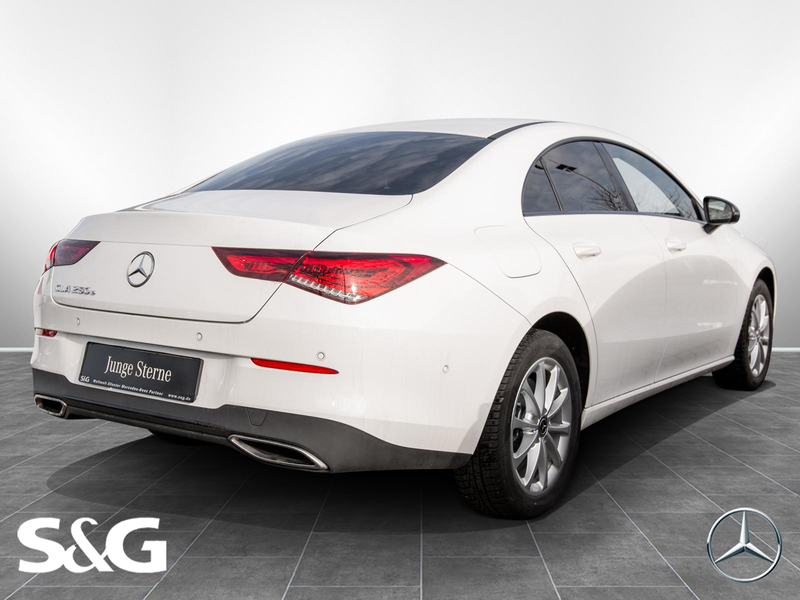Mercedes-Benz CLA 250 e Coupé Progressive Night+Tempomat+18 — photo 4