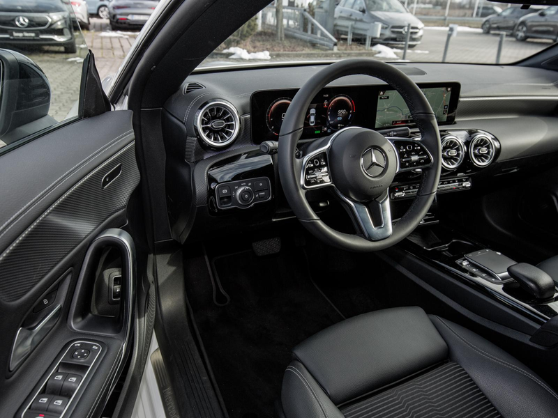 Mercedes-Benz CLA 250 e Coupé Progressive Night+Tempomat+18 — photo 5