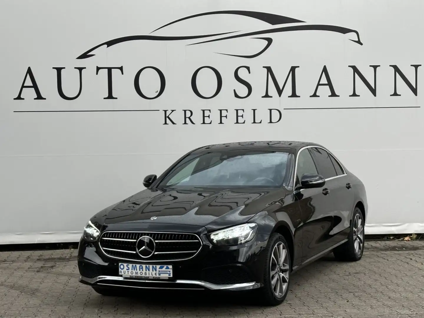 Mercedes-Benz E 300 de 4Matic 9G-TRONIC Avantgarde  Distr+ Black - 1