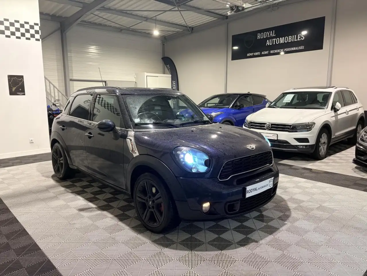 MINI