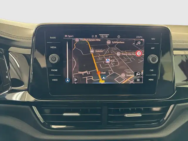 Volkswagen T-Roc view 15