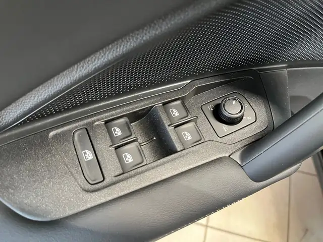 Volkswagen Tayron view 16