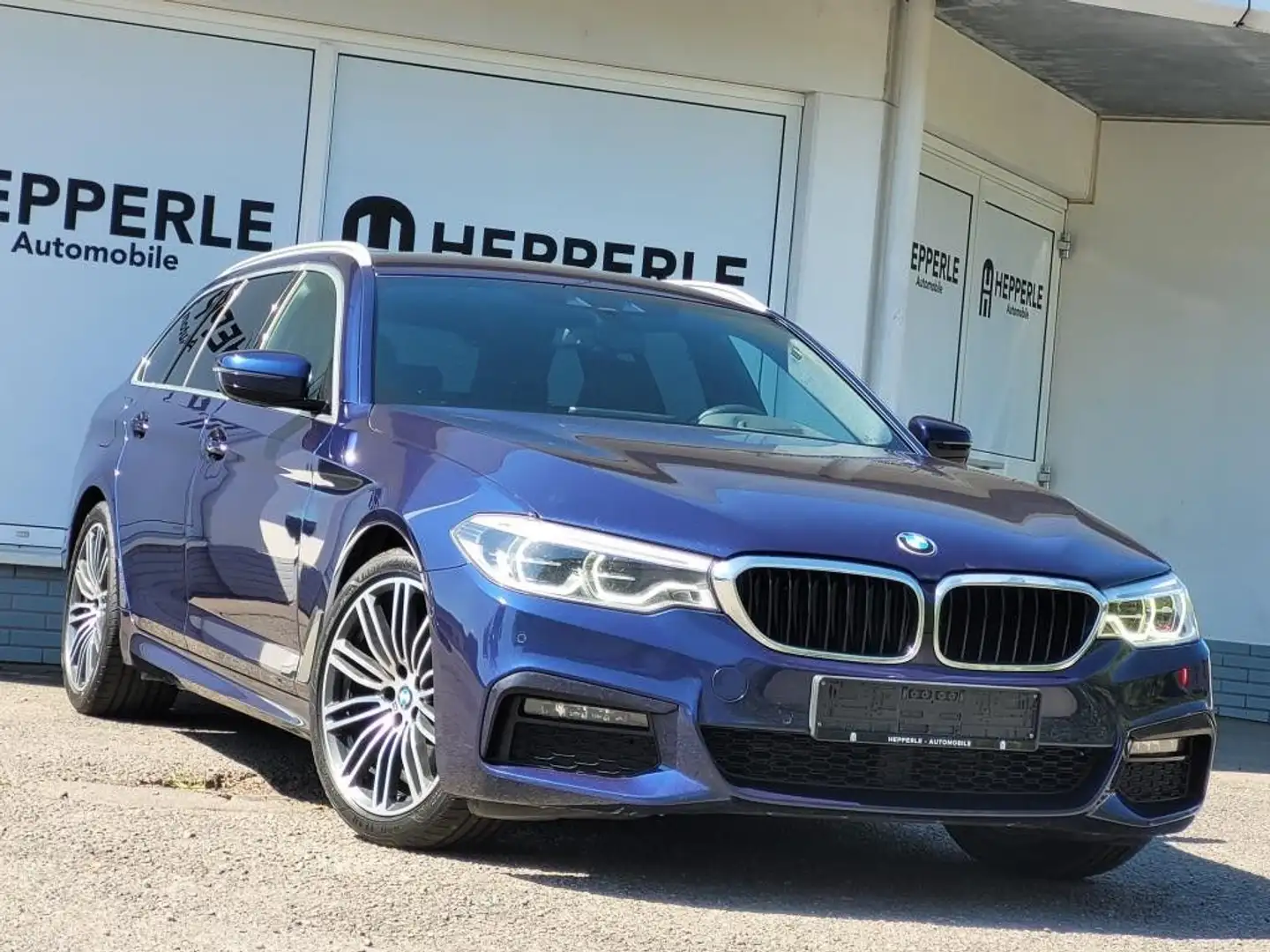 BMW 520 d M Sportpaket LED+HEAD-UP+STDHZ+H&K+AHK+KAM Azul - 1
