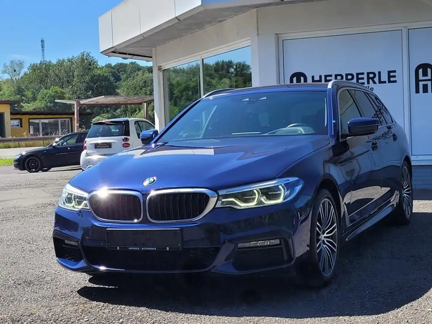 BMW 520 d M Sportpaket LED+HEAD-UP+STDHZ+H&K+AHK+KAM Azul - 2