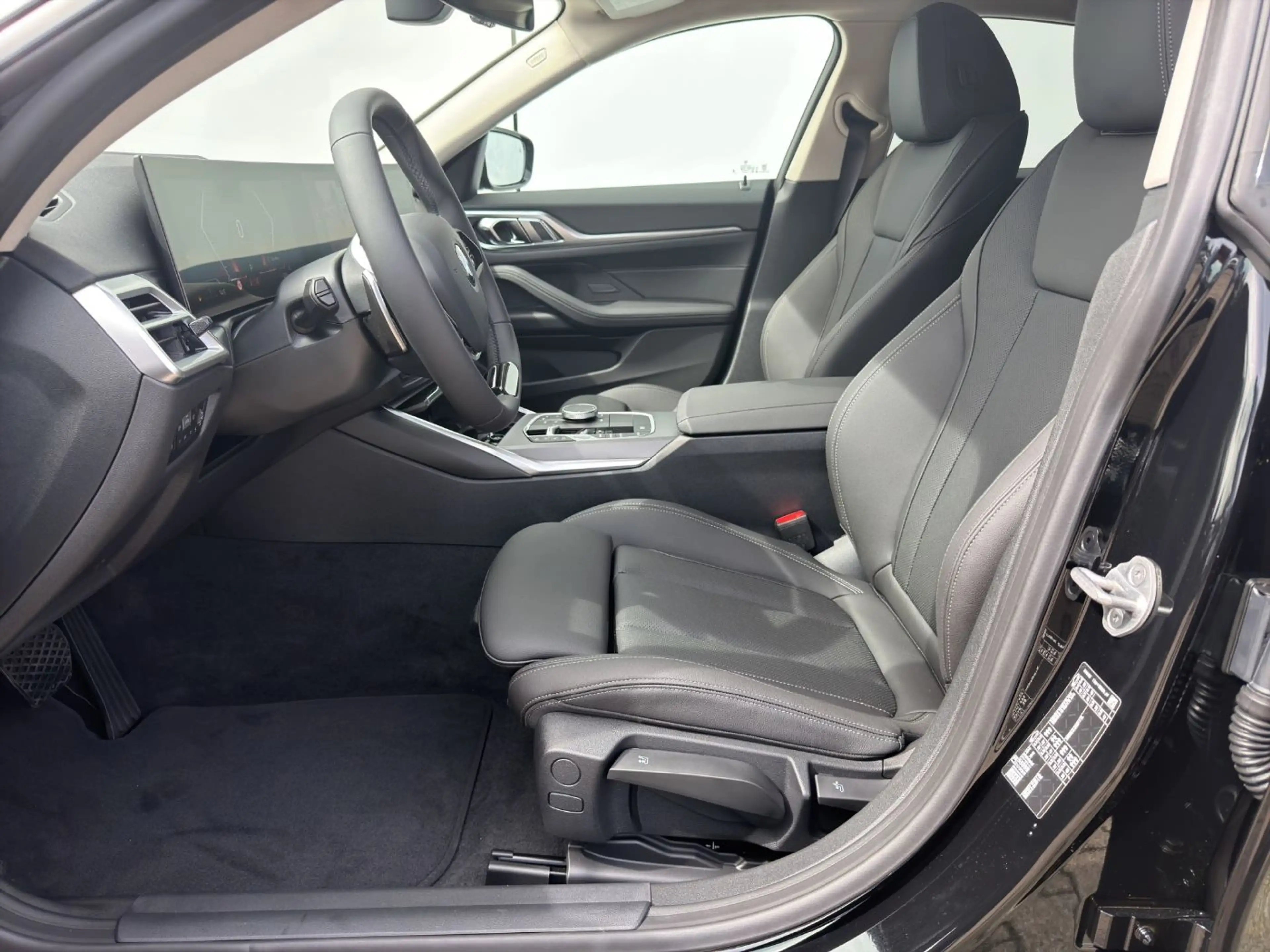 BMW 420 i Gran Coupé *Tageszulassung* — photo 7