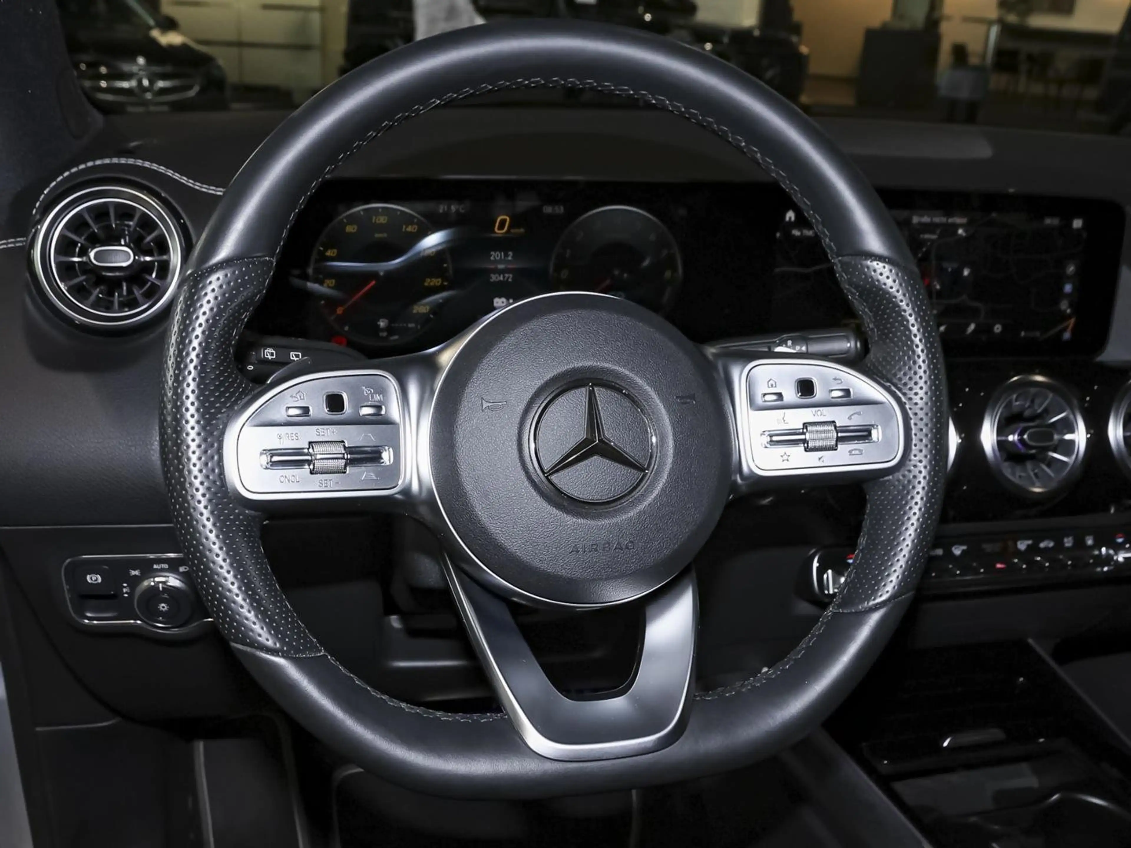 Mercedes-Benz B 250 e AMG Edition 2020 Night Distronic AHK — photo 13