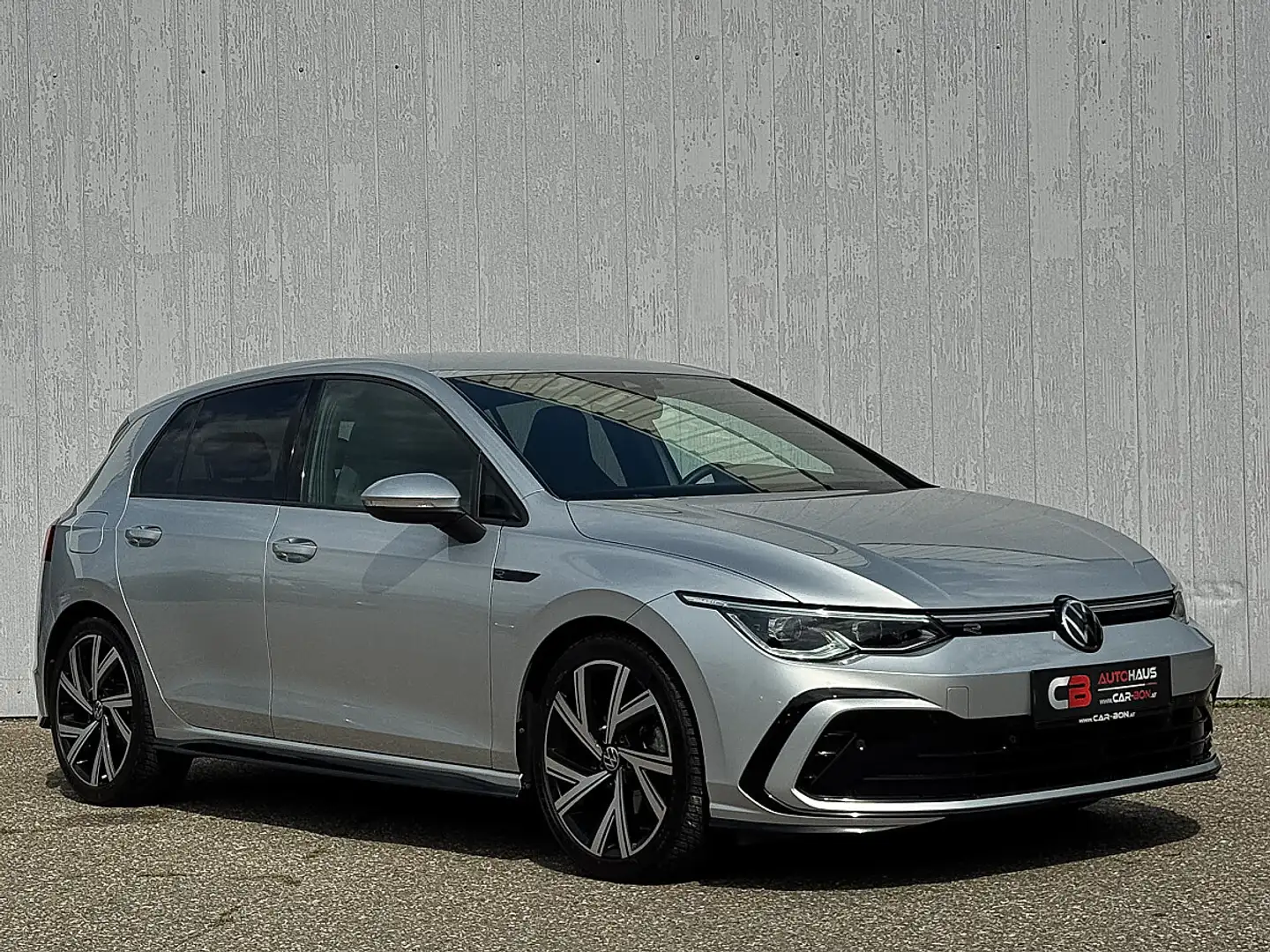 Volkswagen Golf 1,5 eTSI R-Line DSG Silber - 1