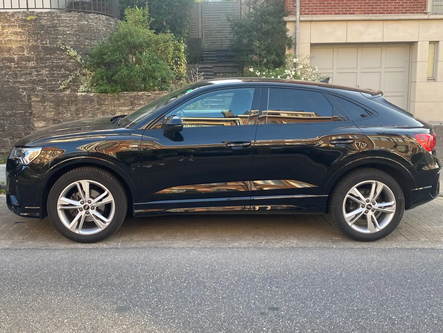 Audi Q3 Q3 Sportback 35 TFSI S line S tronic Zwart - 2