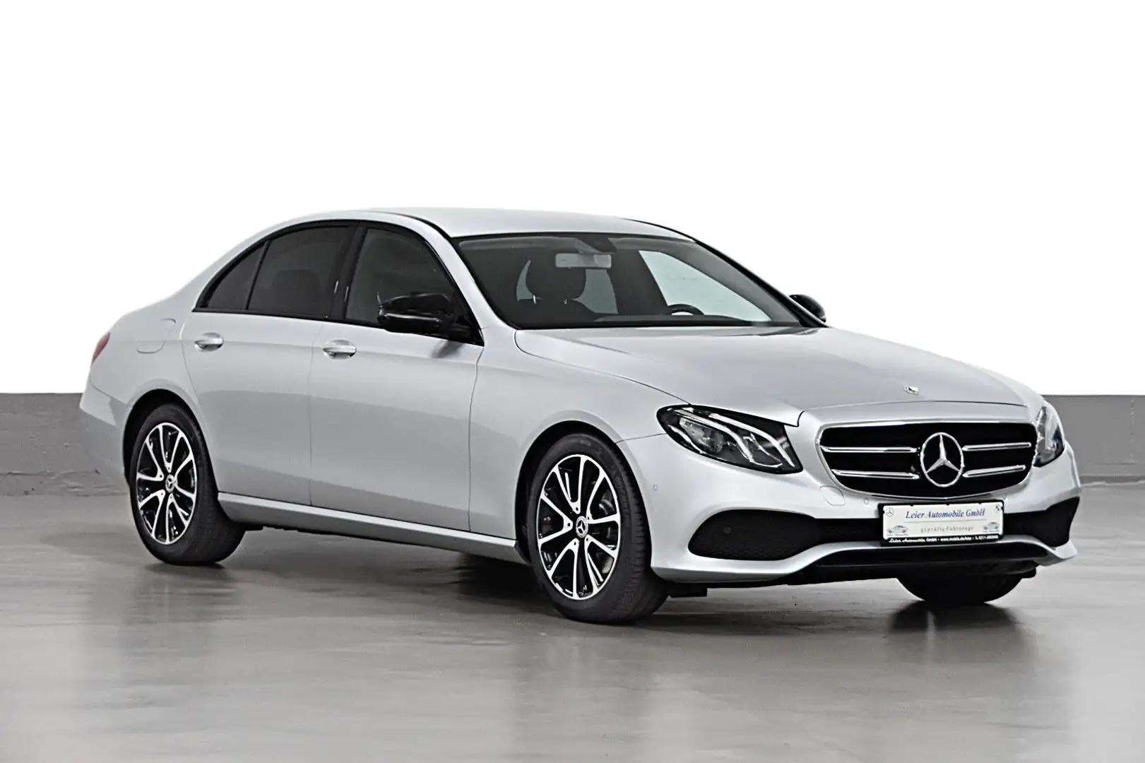 Mercedes-Benz E 220 D 9G-TRONIC AVANTGARDE NIGHT-PAKET Argent - 1