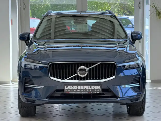 Volvo XC60 view 8