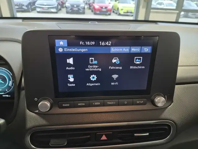 Hyundai Kona view 11