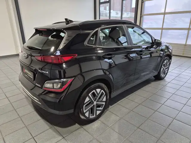 Hyundai Kona view 5
