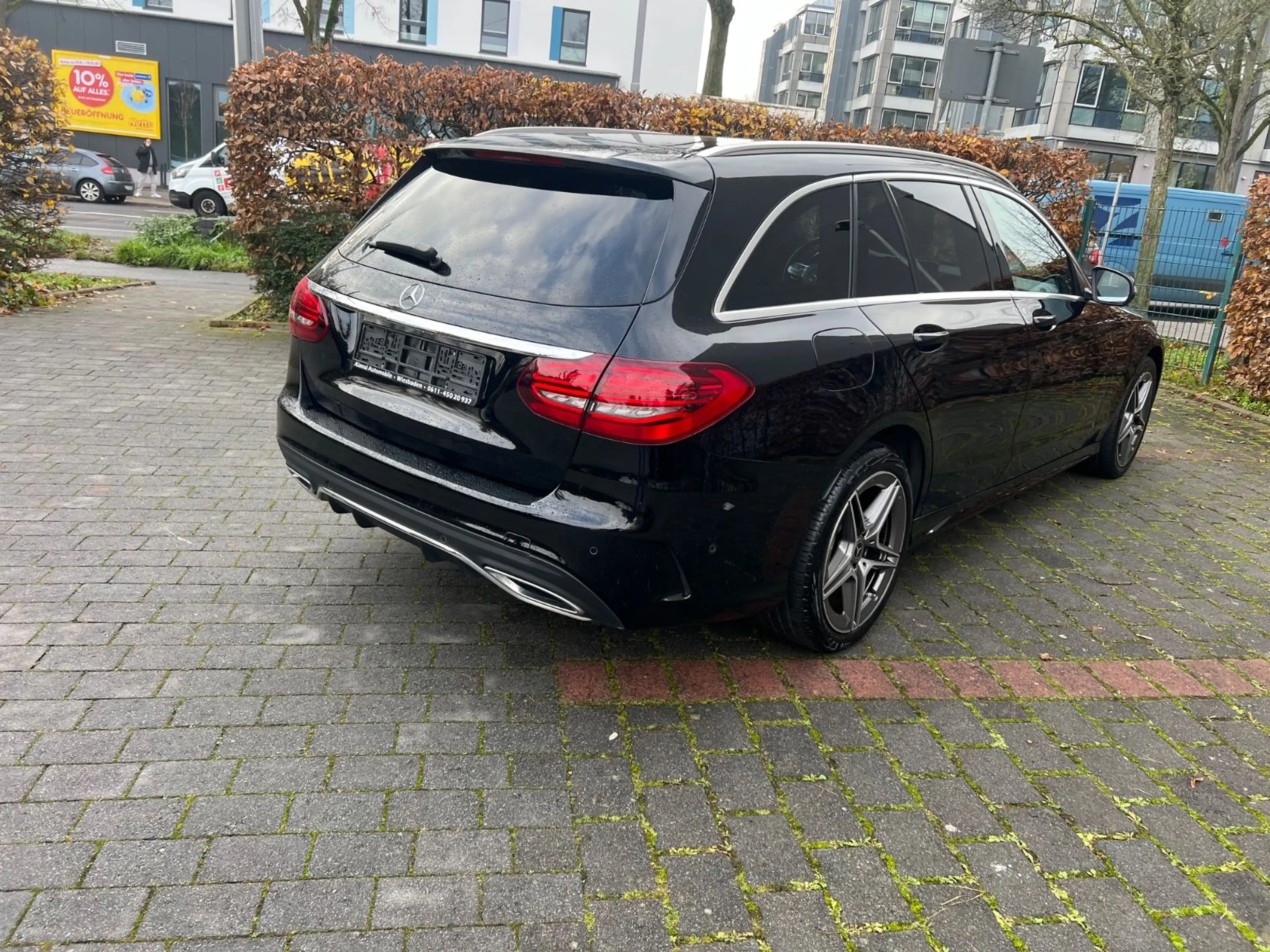 Mercedes-Benz C 220 T-Modell ~AMG Line~ — photo 10