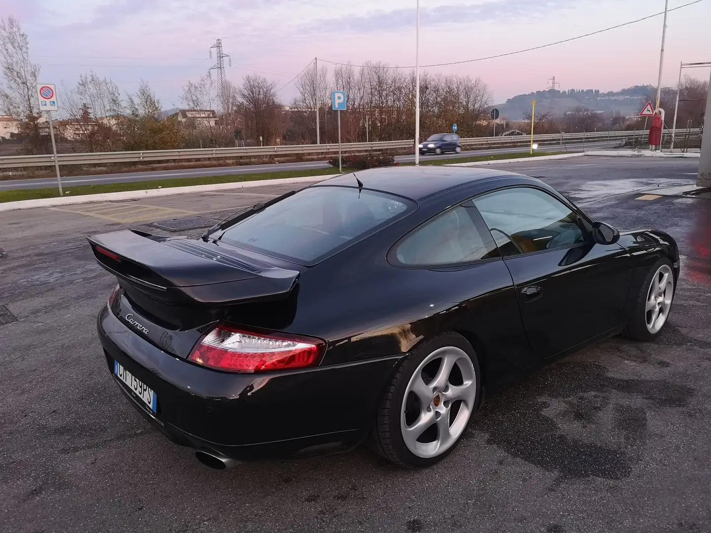 Porsche 911 911 IV Carrera 996 Coupe Coupe 3.4 Carrera Schwarz - 2