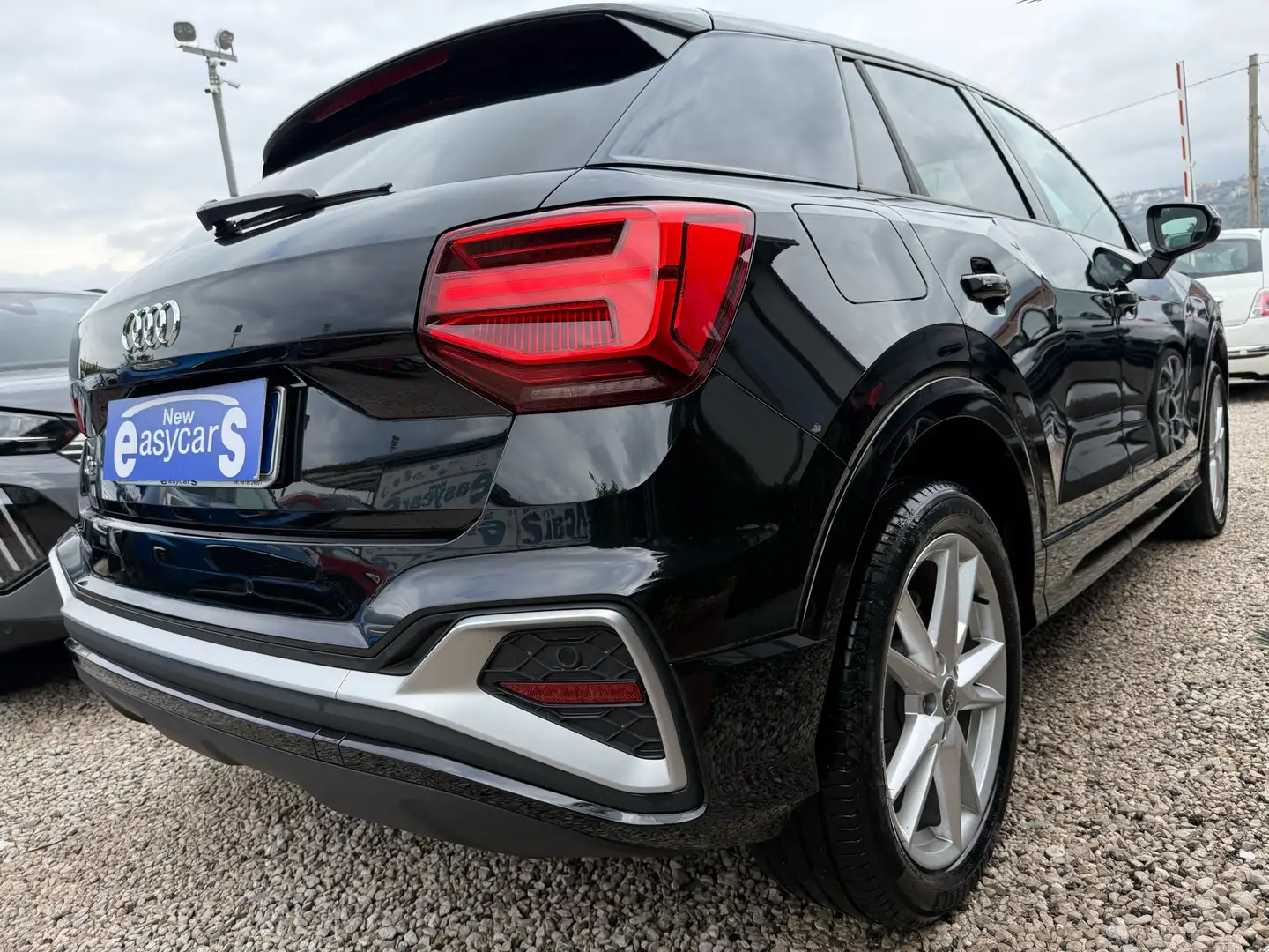 Audi Q2 Q2 35 2.0 tdi S line edition s-tronic Nero - 2
