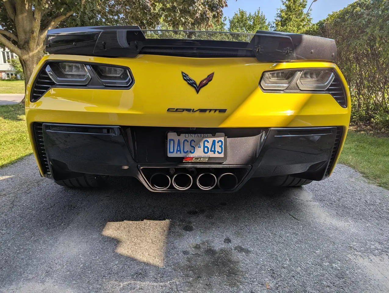 Chevrolet Corvette снимка Chevrolet Corvette
