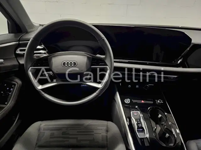 Audi A6 view 7