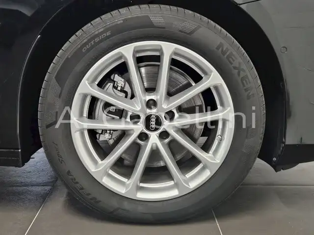 Audi A6 view 8