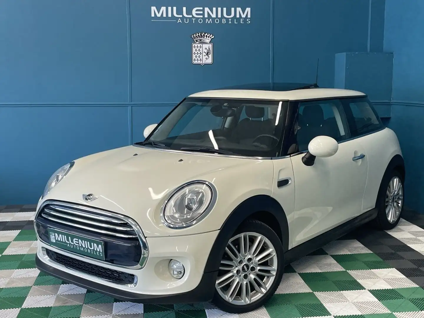 MINI Cooper 136CH CHILI Beige - 1