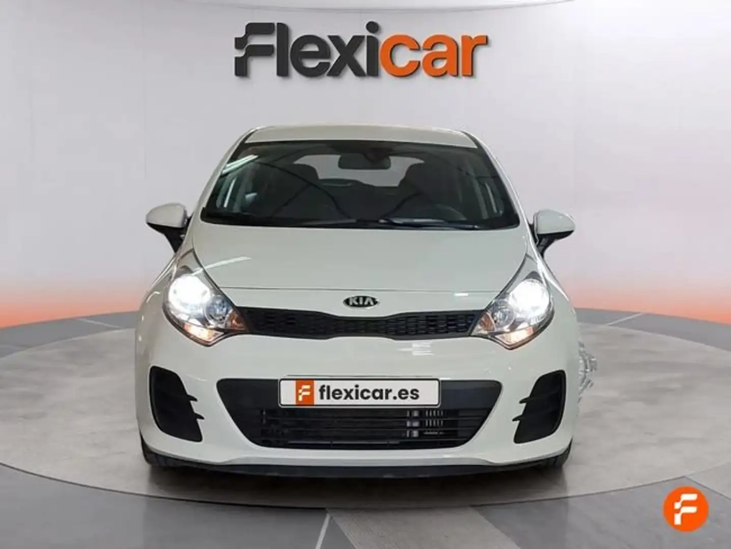 Kia Rio 1.1CRDi WGT Tech Blanco - 2