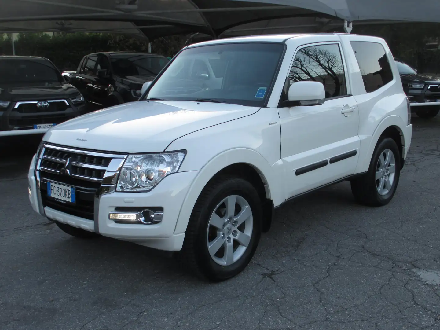 Mitsubishi Pajero Sport 3.2 Intense auto Nero - 1