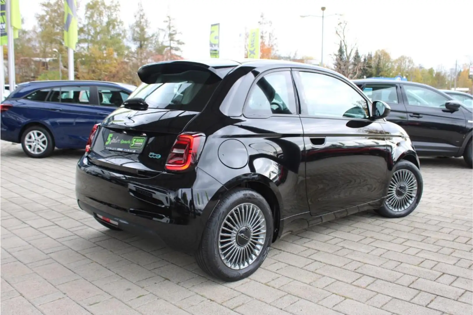 Fiat 500e ICON | SOFORT VERFÜGBAR | Privat & Gewerbe | X1006 Schwarz - 2