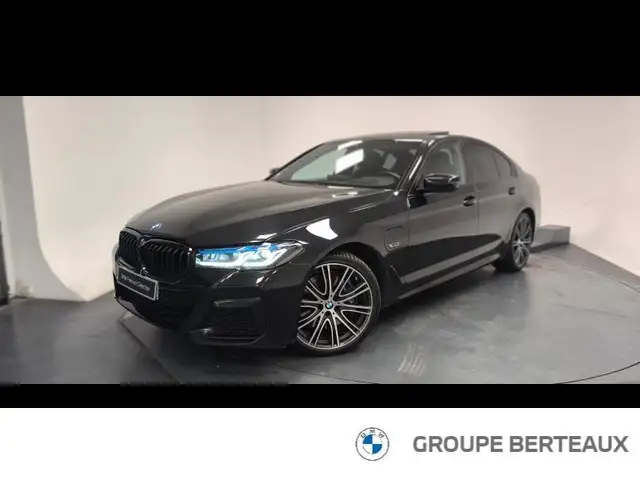 BMW 545 545eA xDrive 394ch M Sport Steptronic