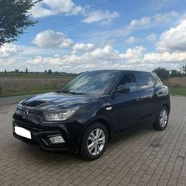 1.6i e-XGi 4WD Crystal