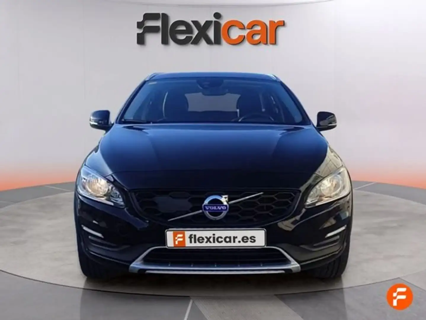 Volvo V60 D3 Kinetic Aut. 150 Negro - 2