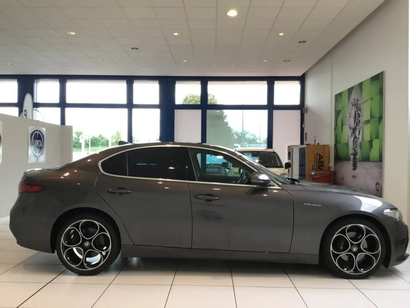 Alfa Romeo Giulia 2.2 Turbodiesel 210 CV AT8 AWD Q4 Veloce Gris - 2