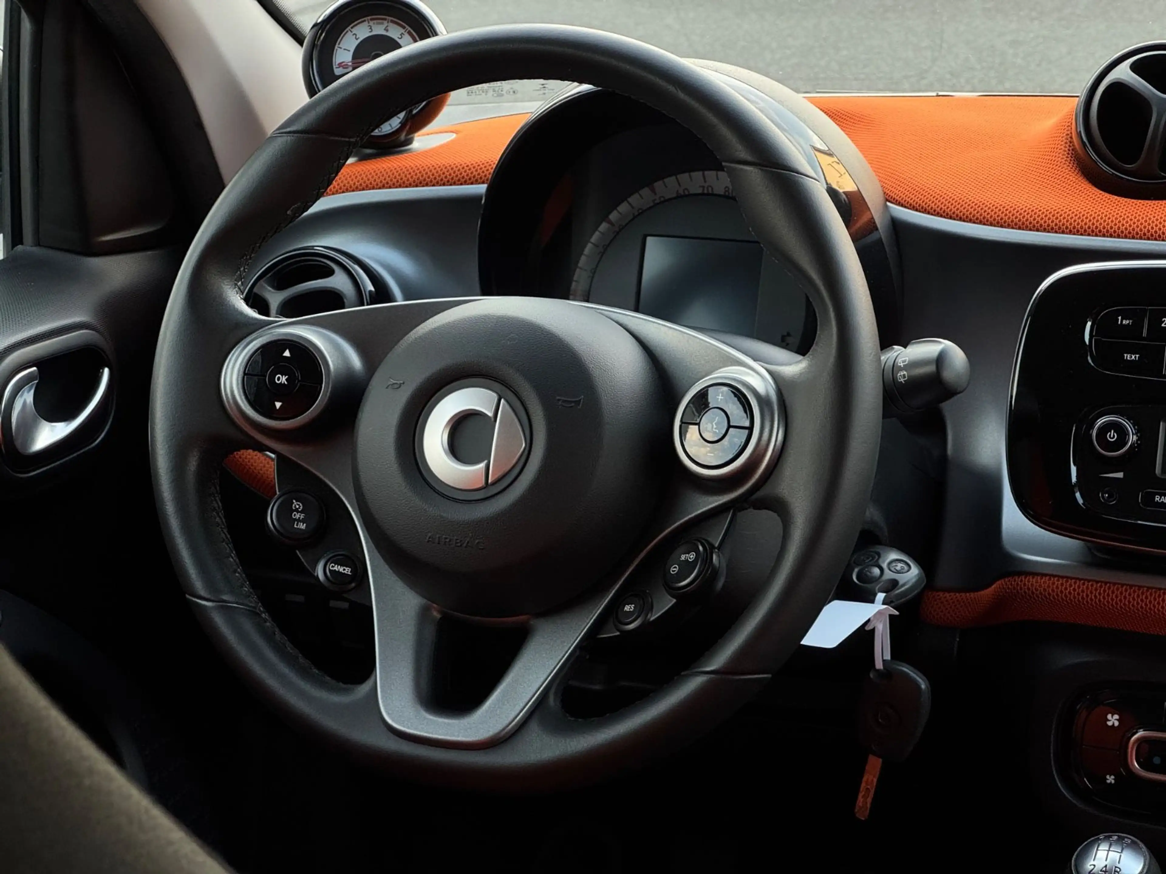 smart forFour Passion 90PS*SCHECKHEFT*GARANTIE*TEMP* — photo 8