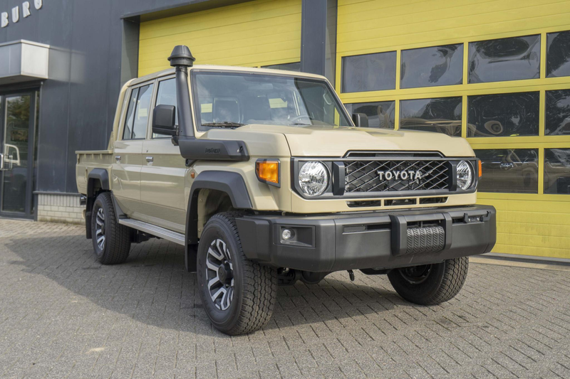 Toyota Land Cruiser Landcruiser GRJ 79 DC 4.0 V6 EURO-6 A/T — photo 2