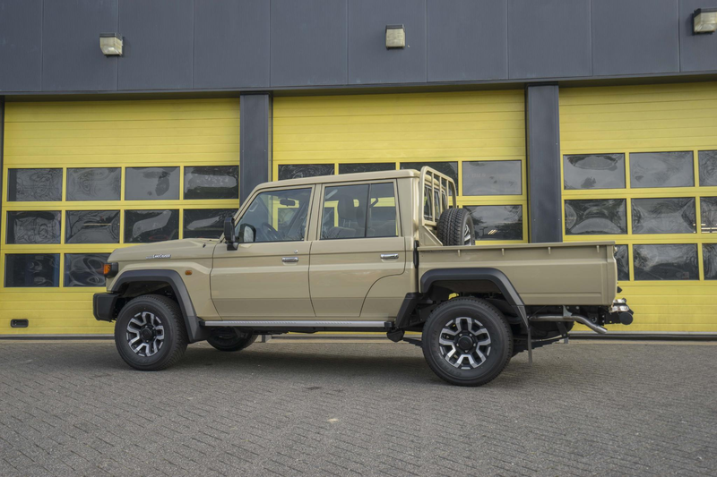 Toyota Land Cruiser Landcruiser GRJ 79 DC 4.0 V6 EURO-6 A/T — photo 10