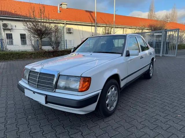 Mercedes-Benz 200 WANDERDÜNE 191 Euro Jahressetuer H-Zulassung