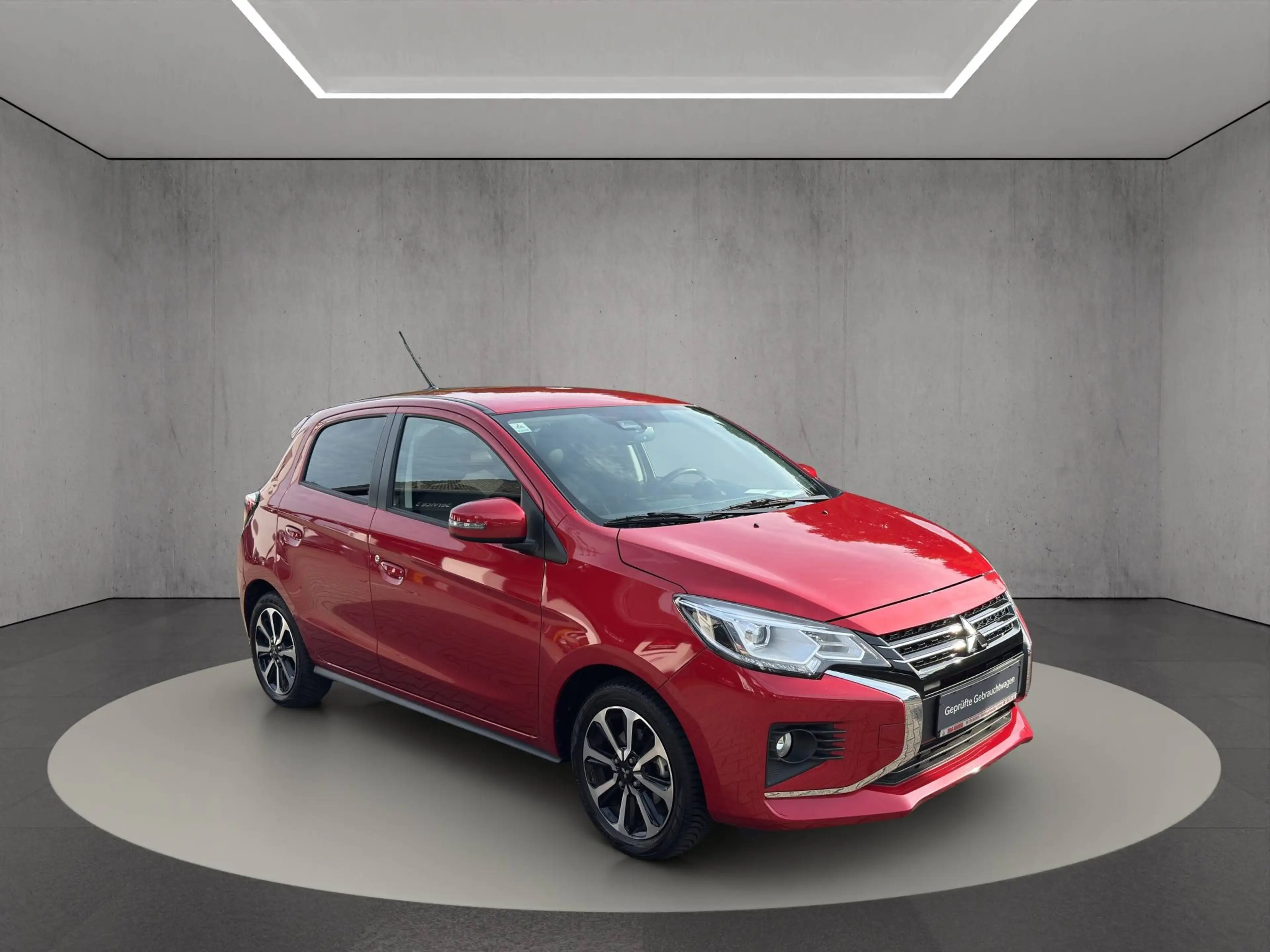 Mitsubishi Space Star 1.2 TOP CVT WENIG km (!) , scheckheftgepflegt, Ganzjahresreifen und Standheizung — photo 8