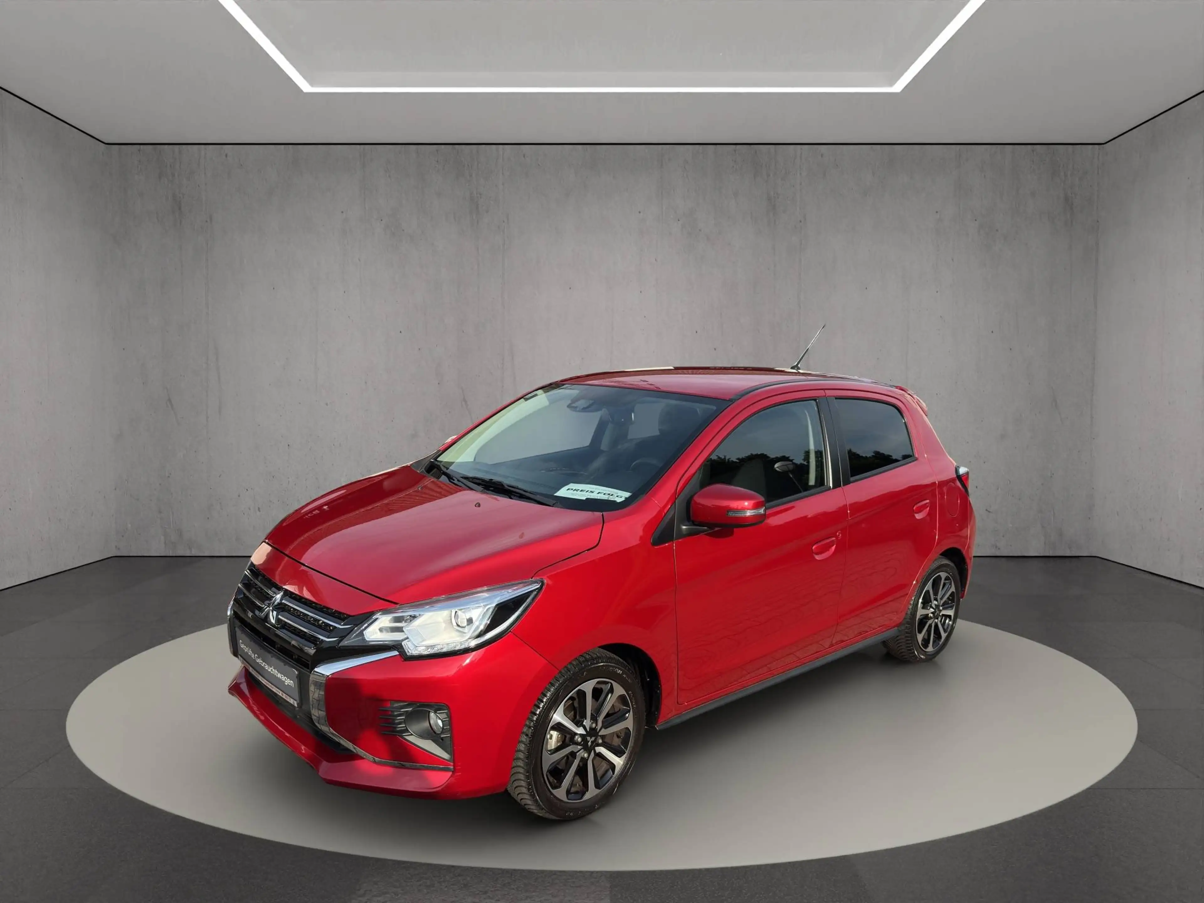 Mitsubishi Space Star 1.2 TOP CVT WENIG km (!) , scheckheftgepflegt, Ganzjahresreifen und Standheizung — photo 2