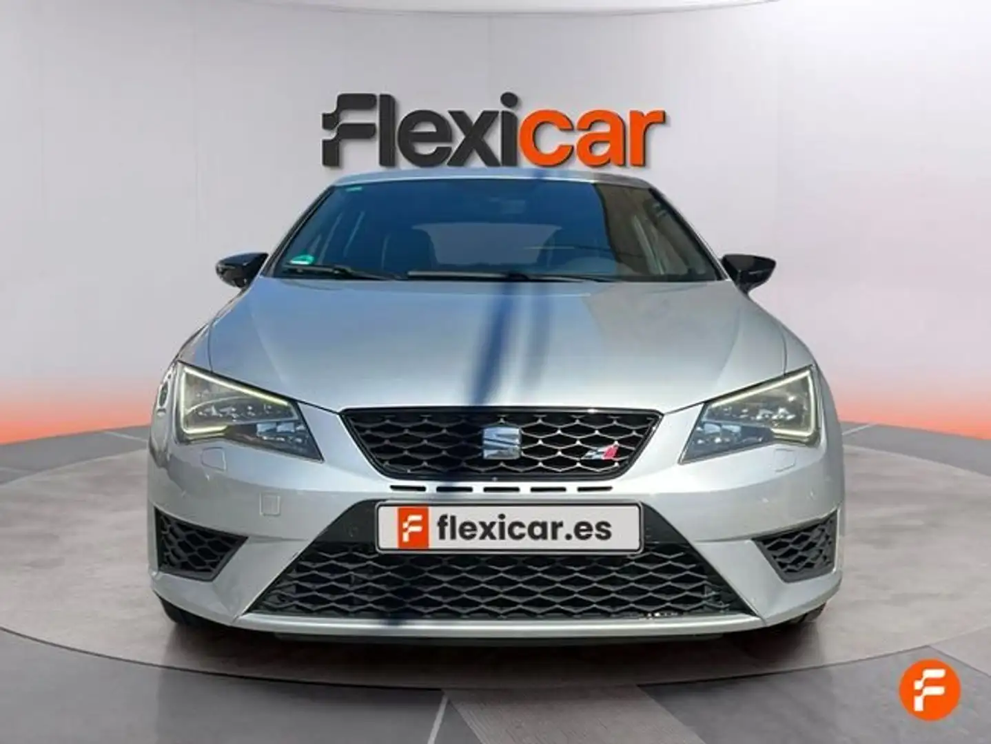 SEAT Leon ST 2.0 TSI S&S Cupra DSG6 290 Naranja - 2