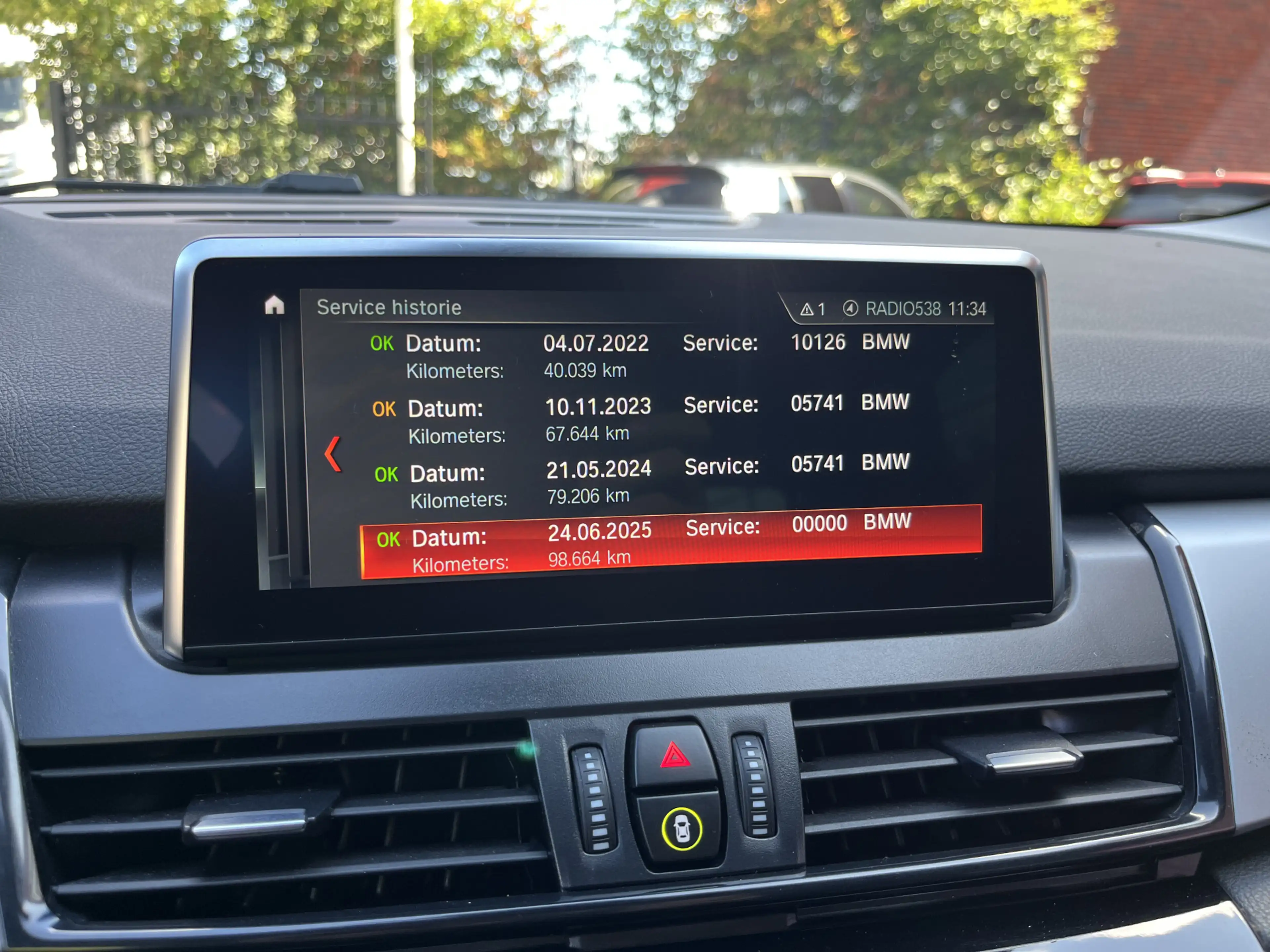 BMW 225 2-serie Active Tourer 225xe iPerformance Executive — photo 7