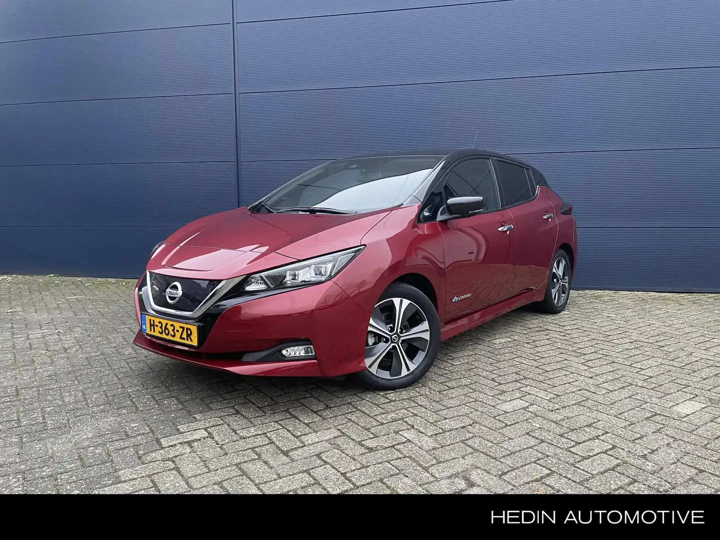 Nissan Leaf Tekna 40 kWh | Leder | 4x Camera | Navigatie | Pro Rood - 1