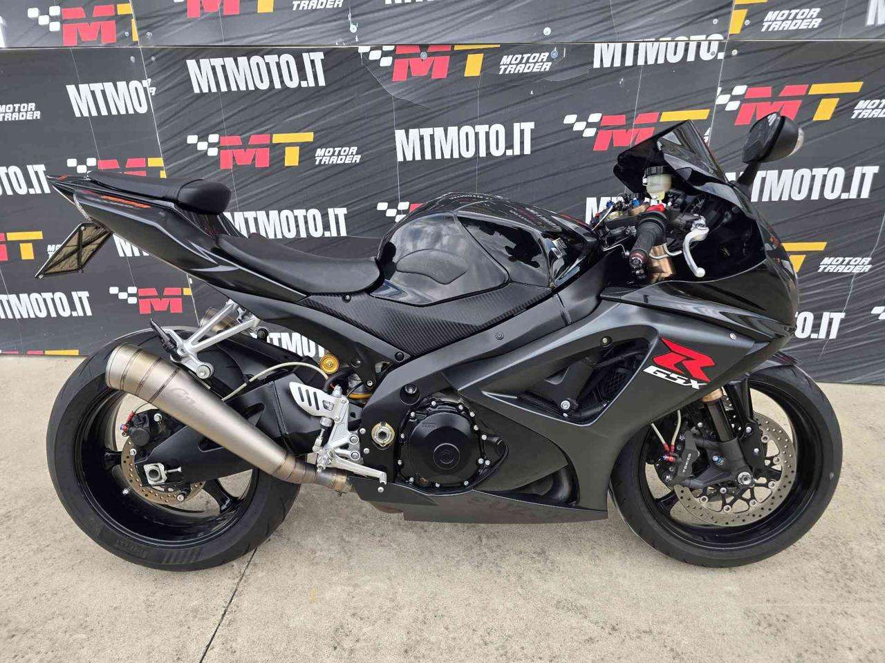 Suzuki GSX-R 1000 Holins Yoshimura Video 360