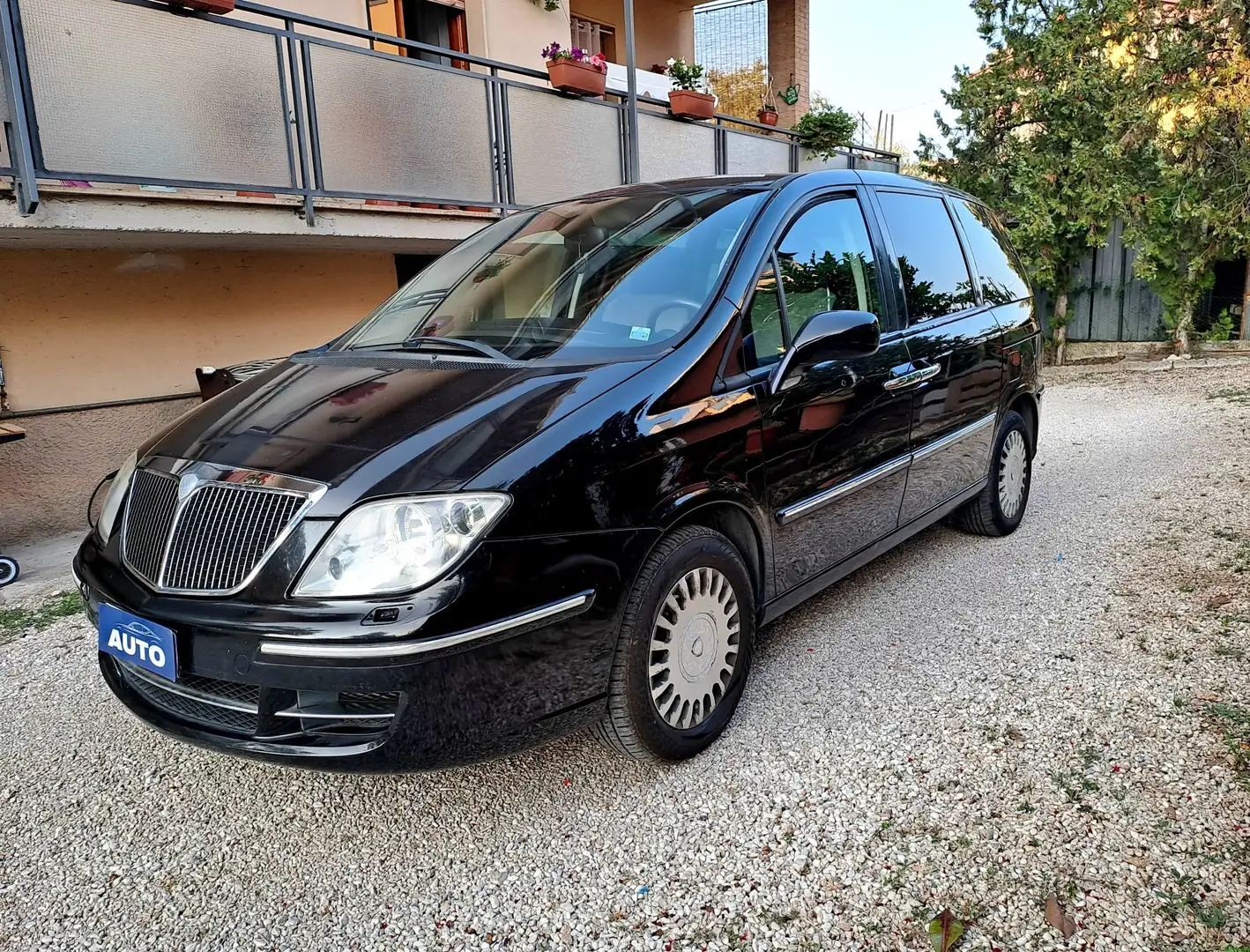 Lancia Phedra 2.0 mjt Oro Plus 120cv - 2