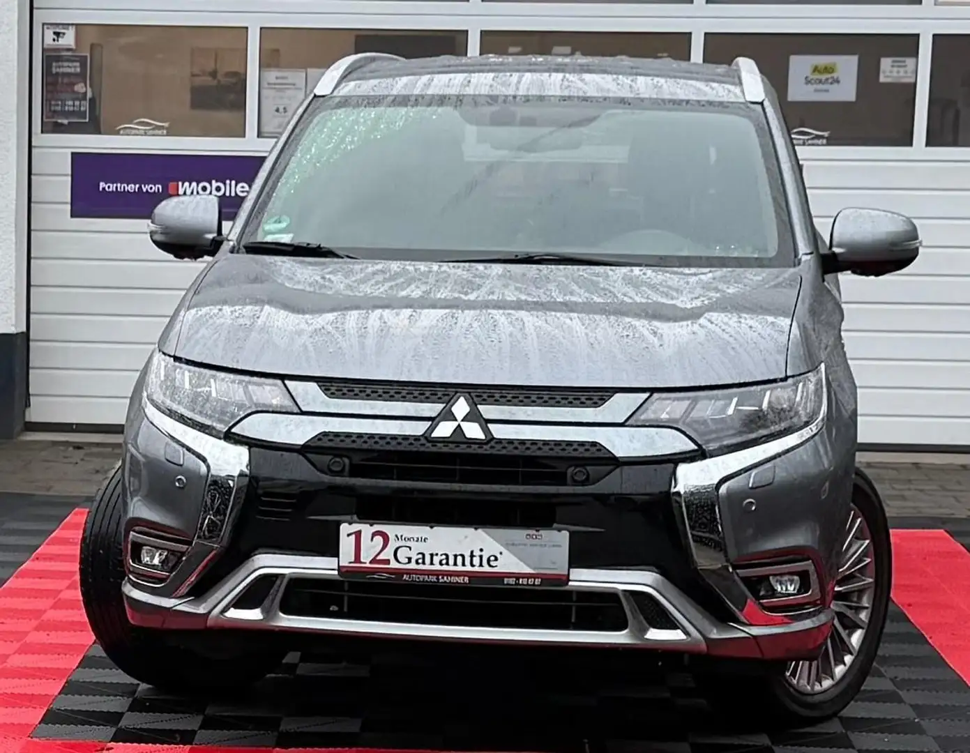 Mitsubishi Outlander *360°*ELEKTR.SITZE*TEMP Grau - 1