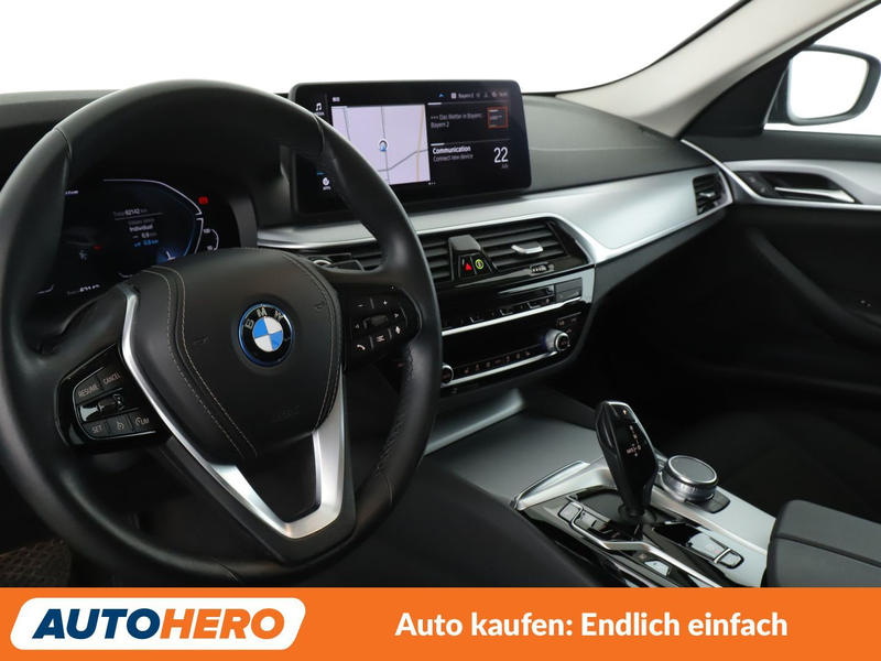BMW 530 530e xDrive Aut*NAVI*LED*TEMPO*PDC*SHZ* — photo 11