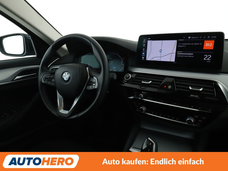 BMW 530 530e xDrive Aut*NAVI*LED*TEMPO*PDC*SHZ* — photo 13
