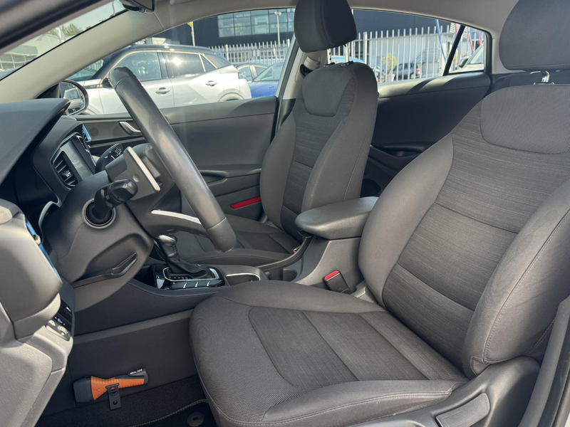 Hyundai IONIQ 1.6 GDi Comfort NL-AUTO | NAVI | CARPLAY | CAMERA — photo 5